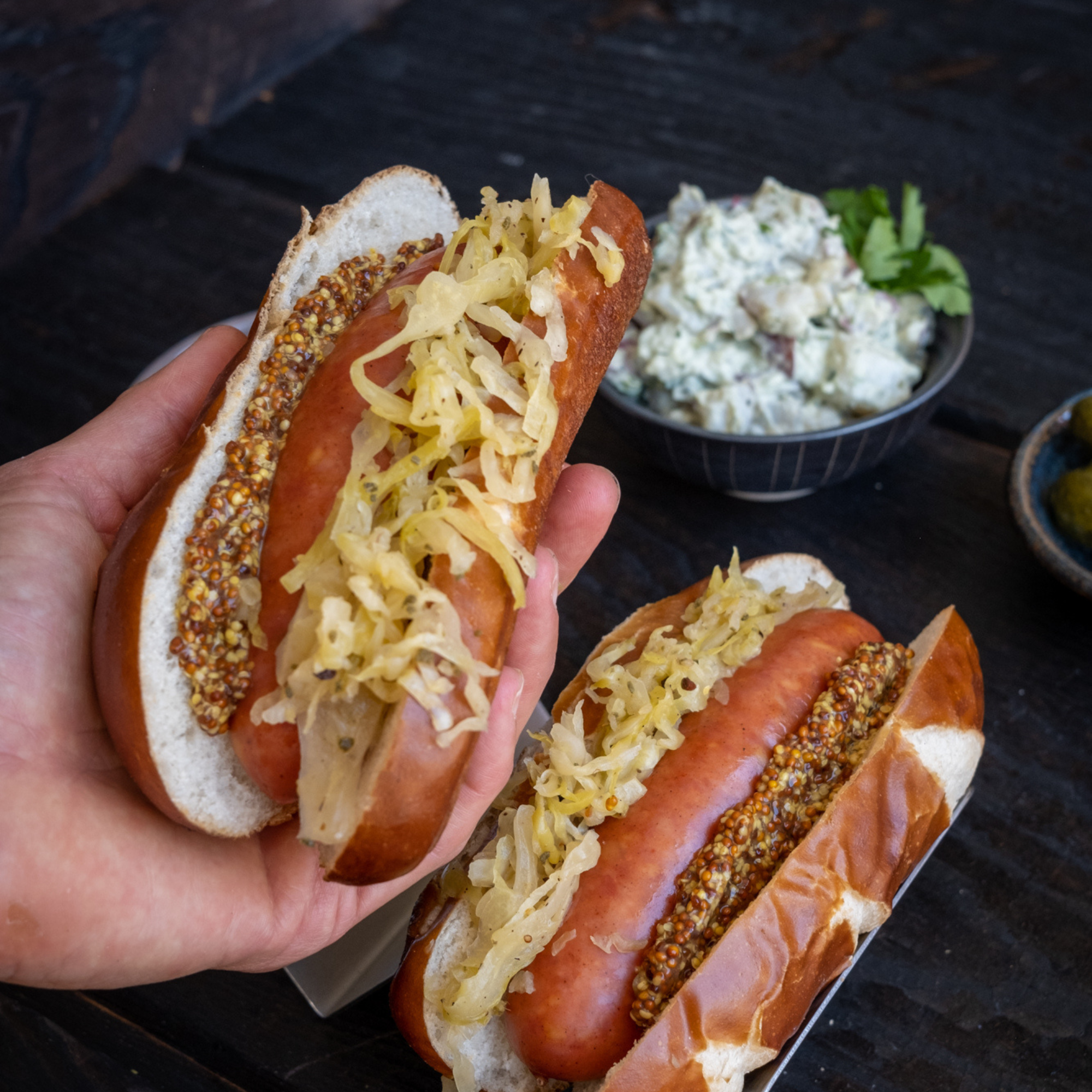 Fagerhults / ファーゲルハルツ Germ ジャーム　ヤマギワ Smokin' Hot Cheddar Bratwurst – Bavarian Meats